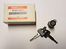 SUZUKI 82200-60831-000 - BOMBIN PTA DEL. DER