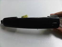 SUZUKI 82810-63811-ZJ3 - MANILLA PUERTA EXTERIOR (SIN LLAVE)