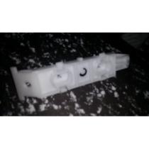 SUZUKI 71731-65J00-000 - SOPORTE DEFENSA DELANTERA