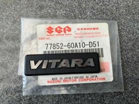 SANTANA 77852-60A10-D51 - EMBLEMA