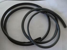 SANTANA 76240-60A10-5ES - GOMA DE PUERTAS  VIT-3P/S30